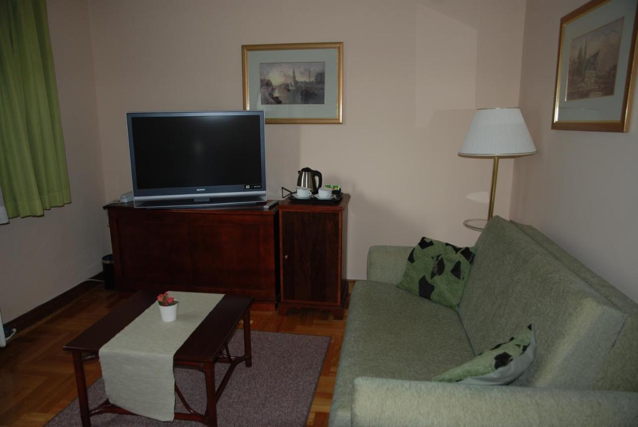 Hotel Metro Budapest Extérieur photo