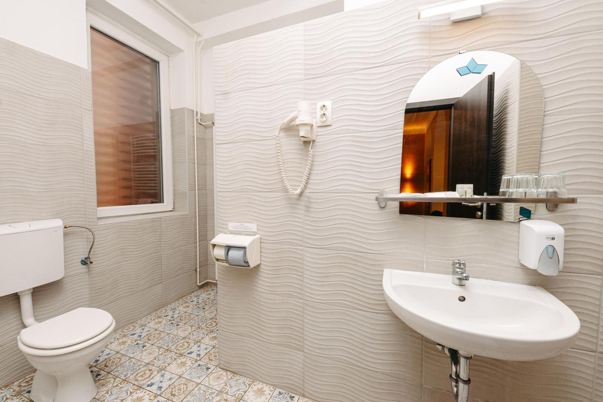 Hotel Metro Budapest Extérieur photo