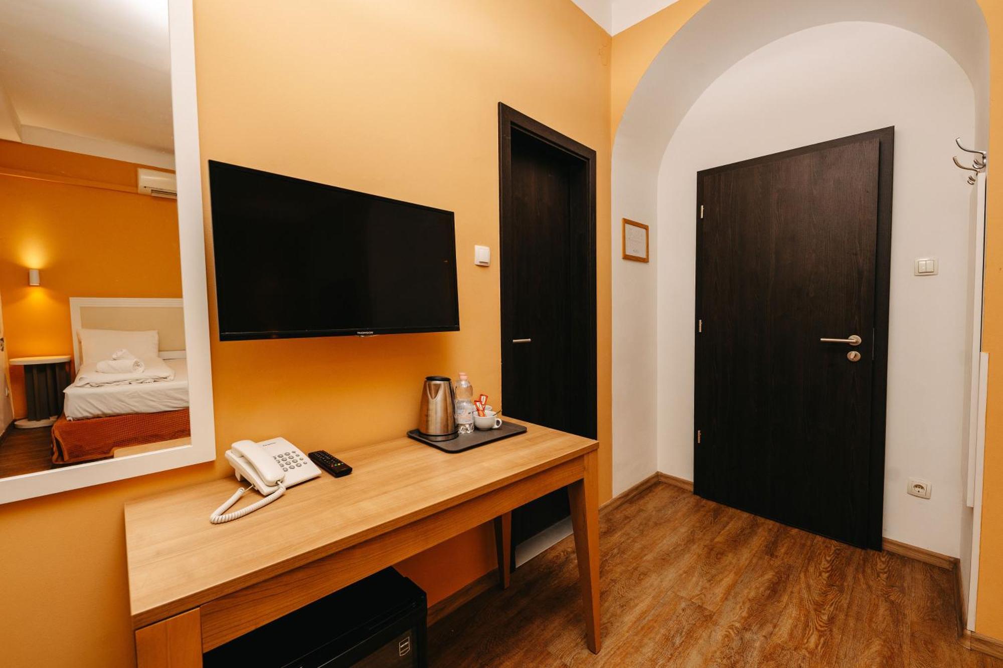 Hotel Metro Budapest Extérieur photo