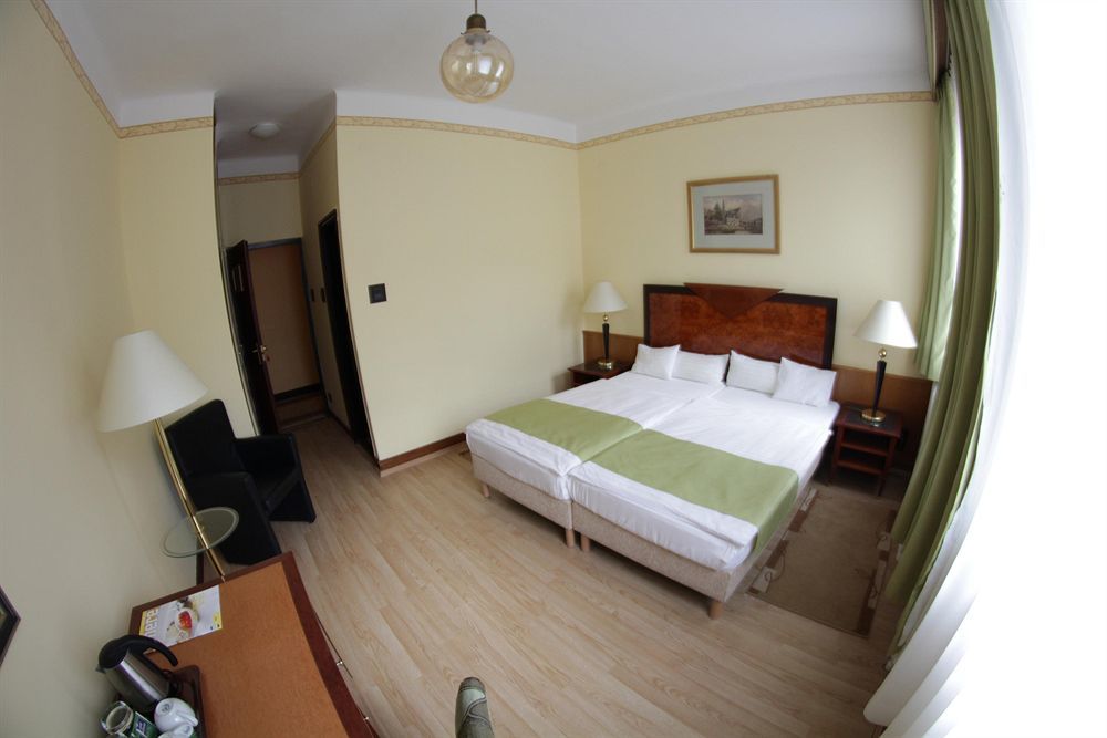 Hotel Metro Budapest Extérieur photo