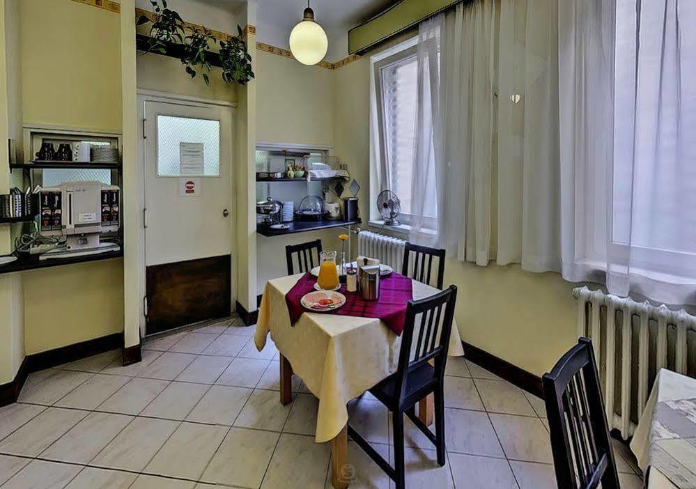 Hotel Metro Budapest Extérieur photo